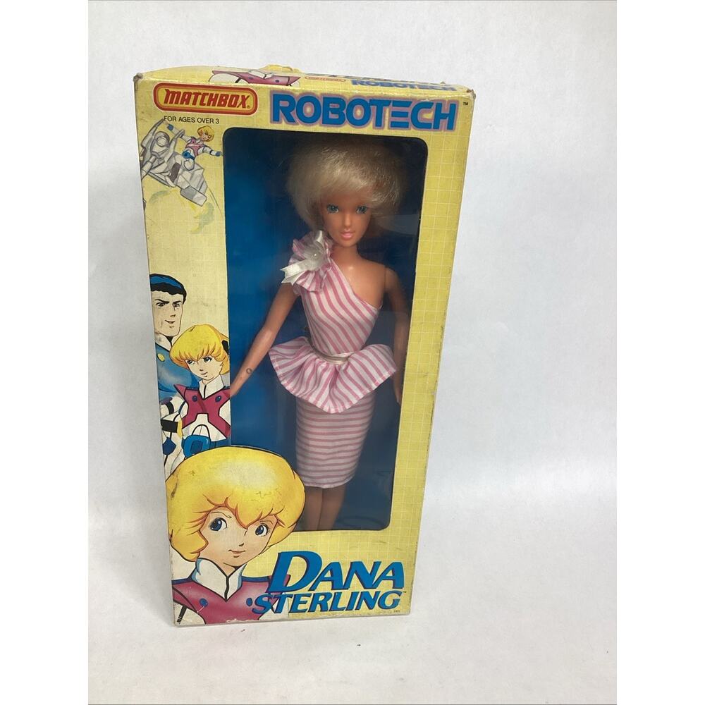 1985 NOS Robotech Matchbox DANA STERLING Pink Dress 11 ½” Action Figure Doll